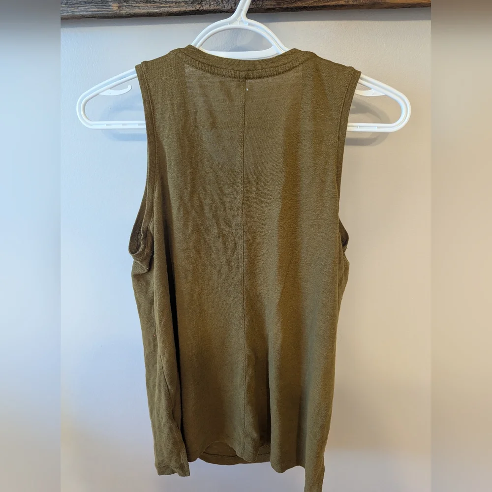 Old Navy Linen Blend Chartreuse Tank - Picture 5 of 5